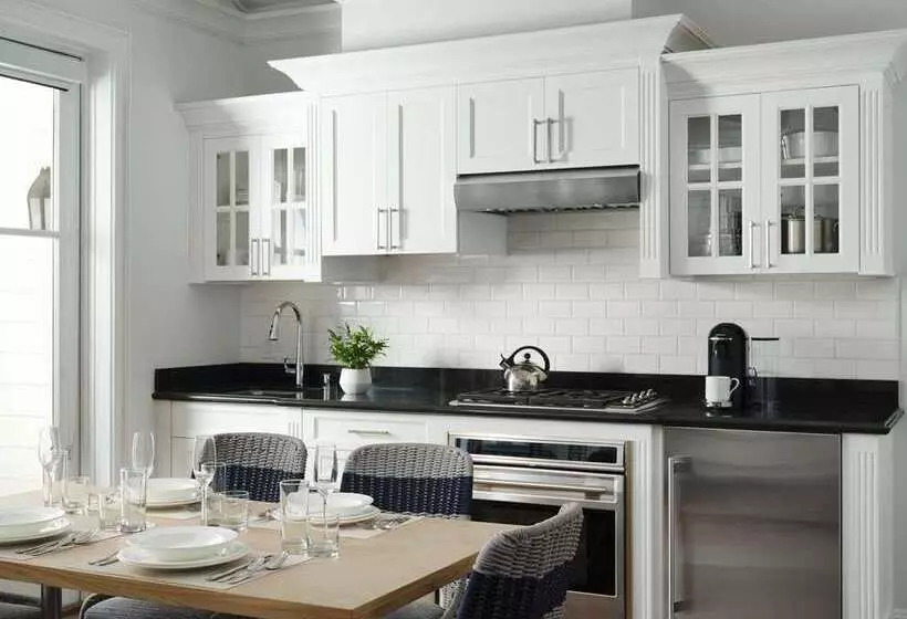 Beach Village At The Del, Lxr Hotels & Resorts