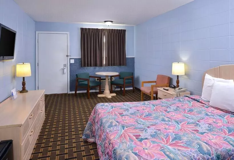 Отель Americas Best Value Inn & Suites Branson   Near The Strip