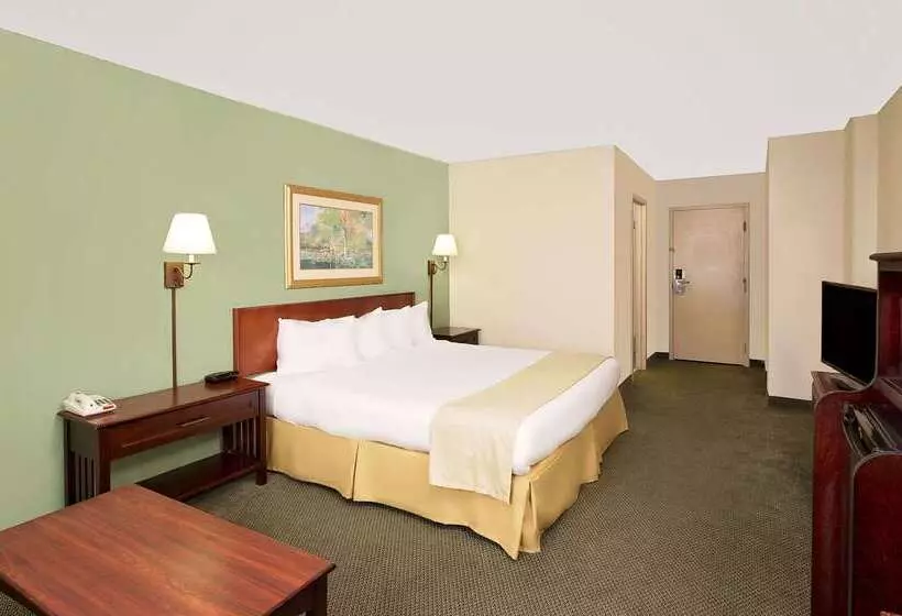 Hotel Baymont By Wyndham Keokuk