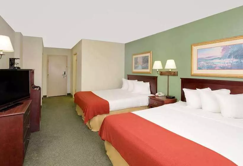 Hotel Baymont By Wyndham Keokuk