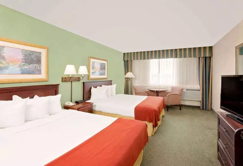 Hotel Baymont By Wyndham Keokuk