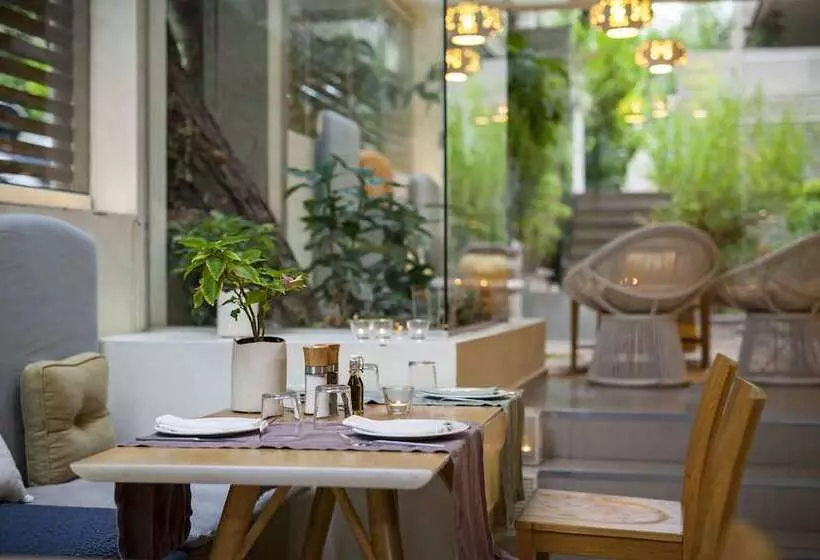 Coco Mat Hotel Nafsika