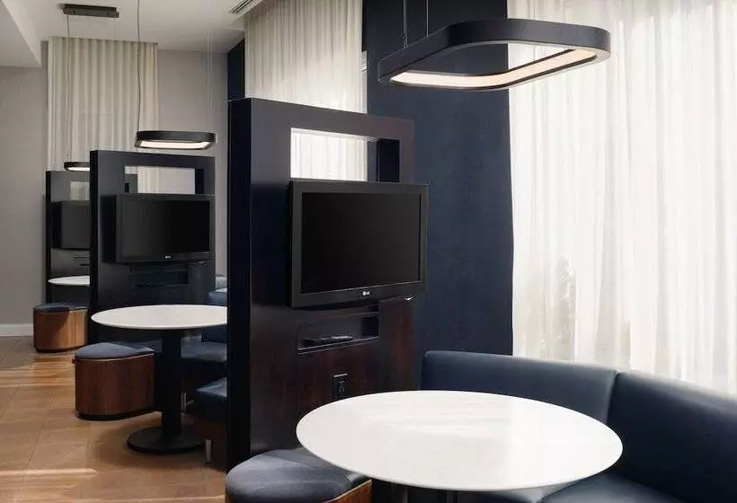 ホテル Courtyard By Marriott Boone