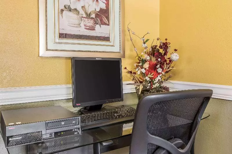 Отель Budgetel Inn