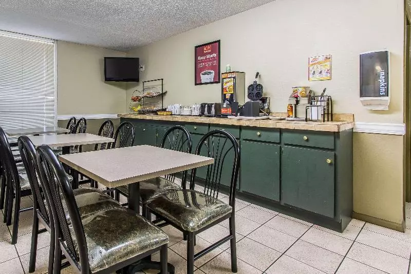 Отель Budgetel Inn