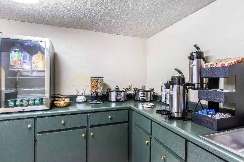 Отель Budgetel Inn