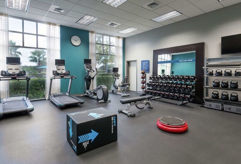 هتل Hampton Inn & Suites Orlando Airport @ Gateway Village