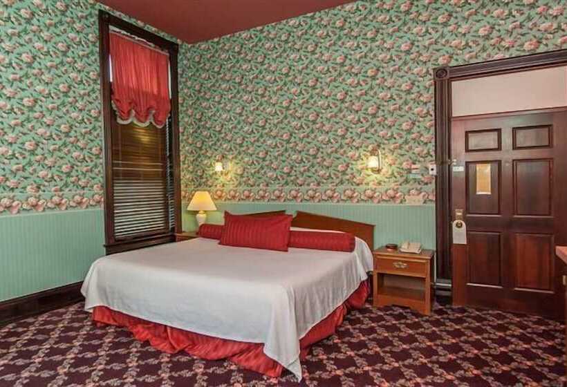 בית מלון כפרי Historic Iron Horse Inn   Deadwood