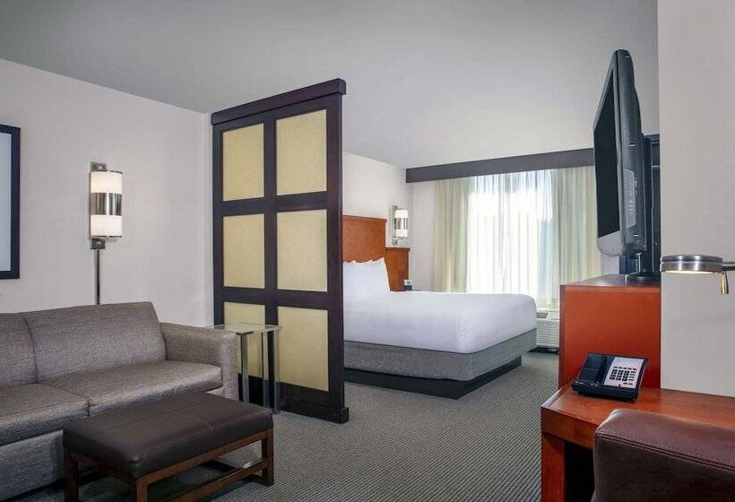 فندق Hyatt Place Raleigh Cary