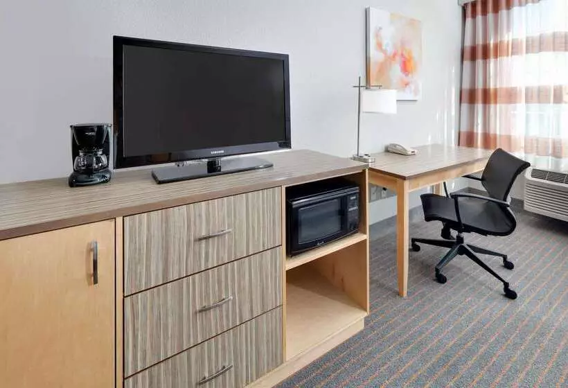 酒店 La Quinta By Wyndham Dallas Love Field