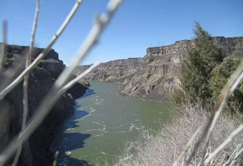 Отель Oregon Trail Inn