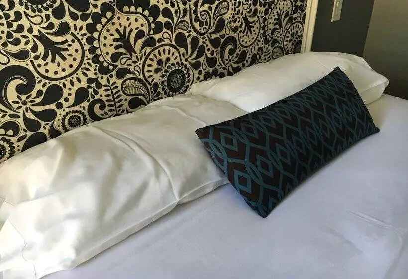 ホテル Salina Long Beach