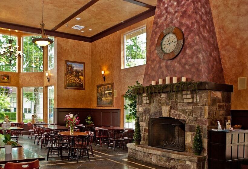 Szálloda Silverton Inn & Suites