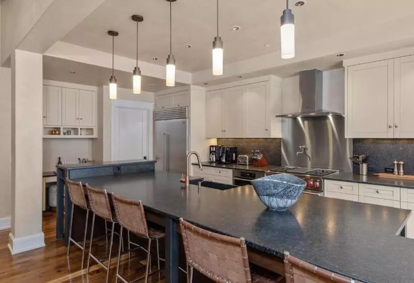 호텔 The Auberge Residences At Element 52