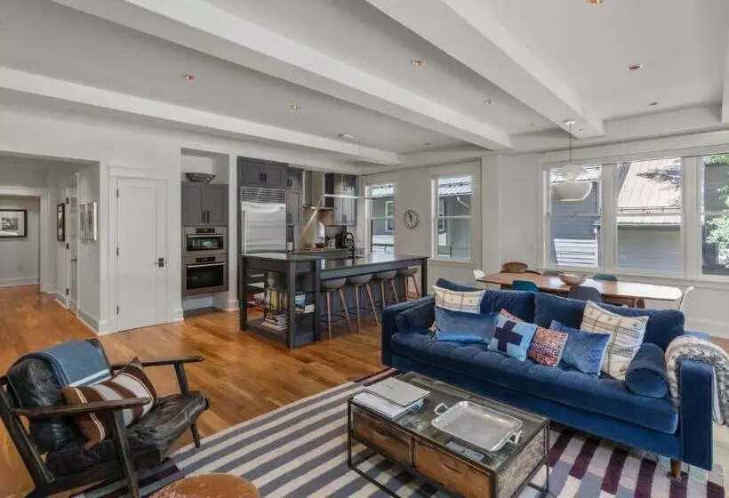 호텔 The Auberge Residences At Element 52