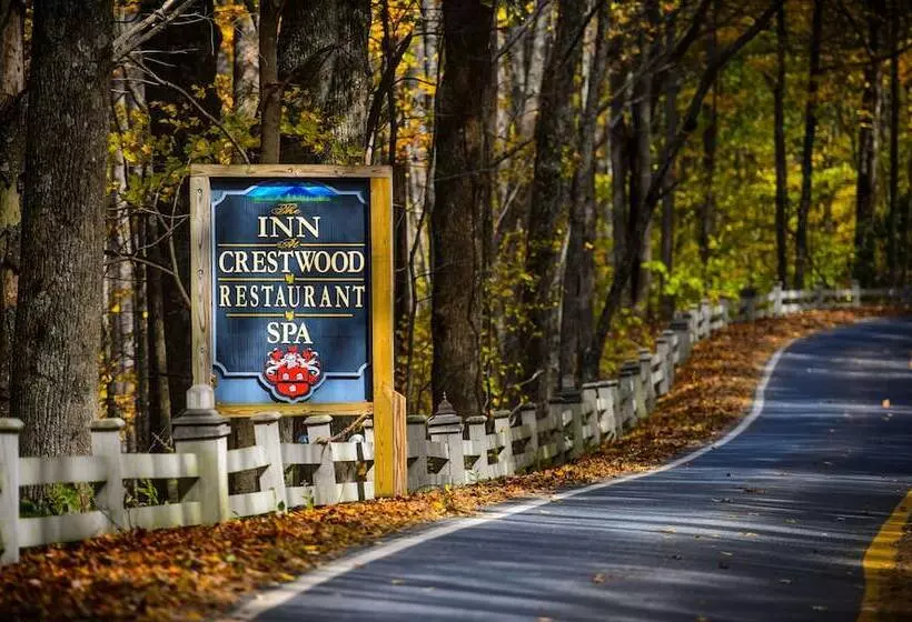 Lomakeskus Inn At Crestwood