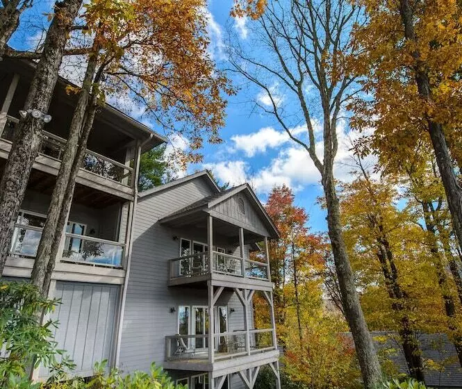Lomakeskus Inn At Crestwood