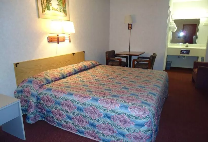 Welborn Motel   Hamptonville