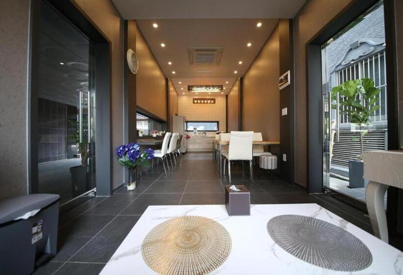 בית מלון כפרי Best In City