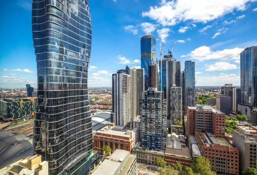 Hotelli Holiday Inn Express Melbourne Little Collins, An Ihg