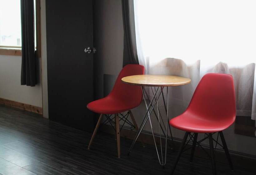 בית מלון כפרי Adrift