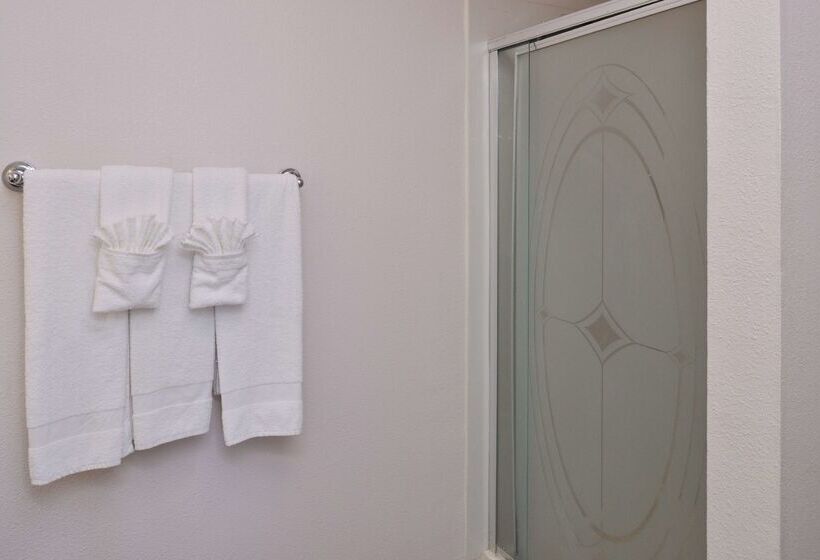 Отель Americas Best Value Inn Los Banos