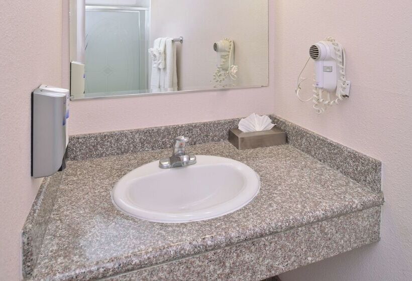 Отель Americas Best Value Inn Los Banos