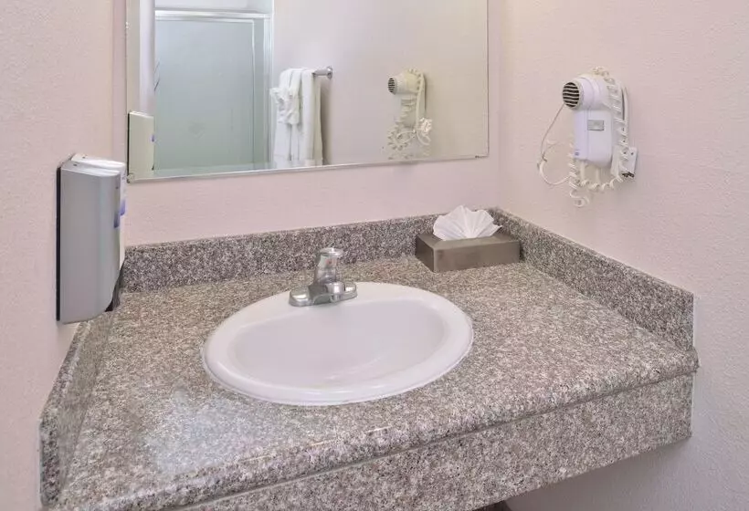 酒店 Americas Best Value Inn Los Banos