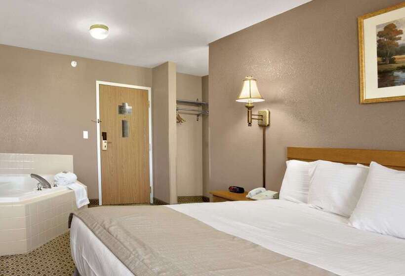 فندق Baymont By Wyndham Jacksonville