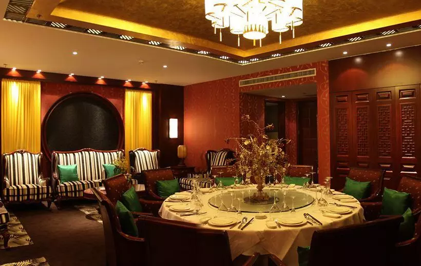 Hotel Wangfujing Royal Phoenix