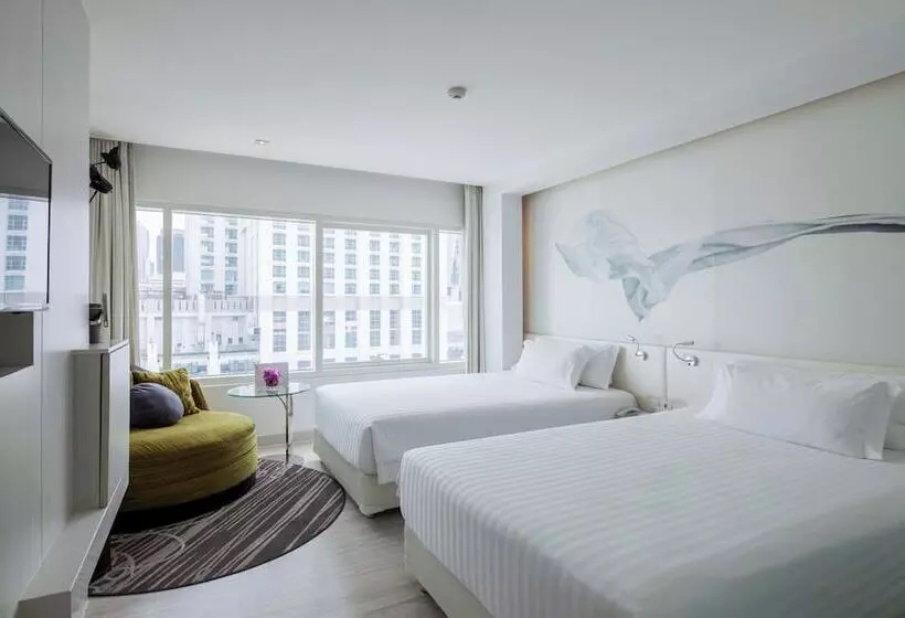 Centara Watergate Pavilion Hotel Bangkok