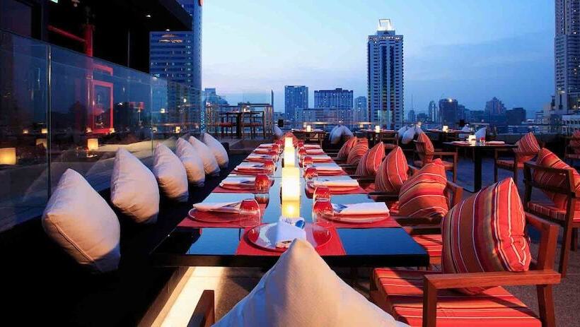 Centara Watergate Pavilion Hotel Bangkok