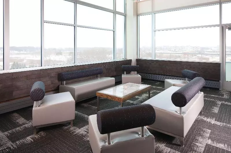 Отель Tulyp, Tapestry Collection By Hilton