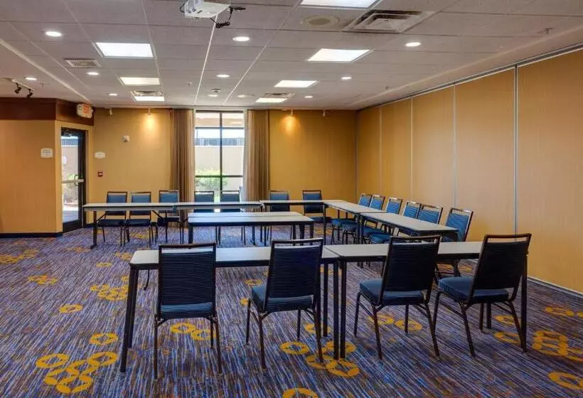 ホテル Courtyard By Marriott Oklahoma City North/quail Springs