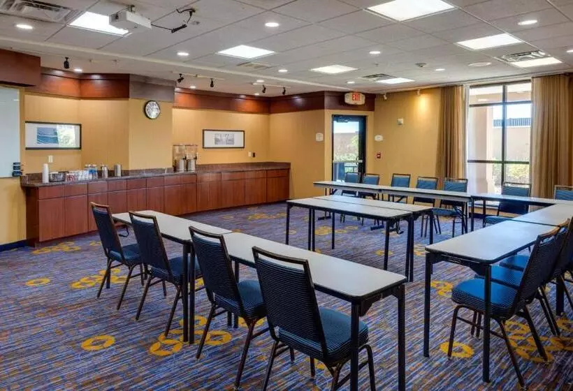 ホテル Courtyard By Marriott Oklahoma City North/quail Springs