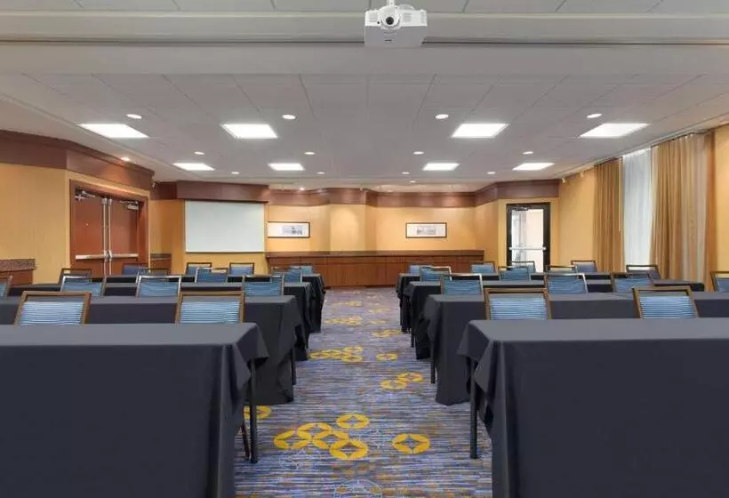 ホテル Courtyard By Marriott Oklahoma City North/quail Springs