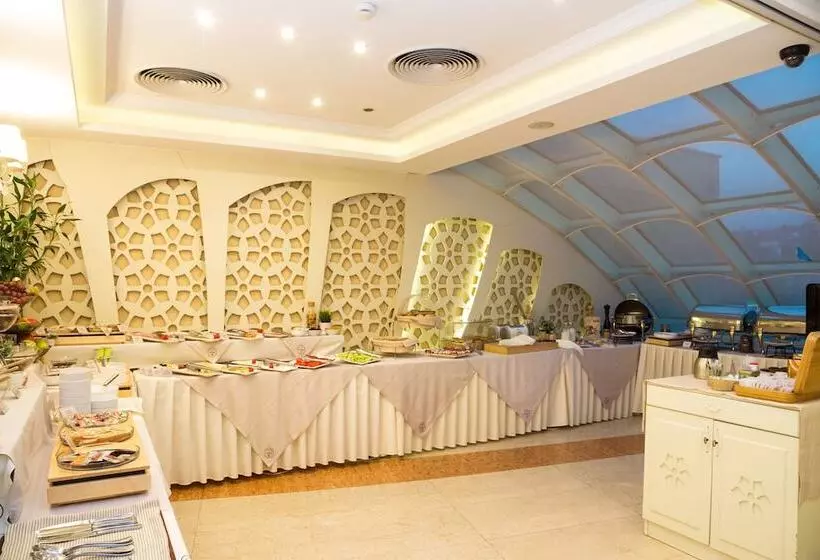 Earth & People Hotel & Spa Free Parking