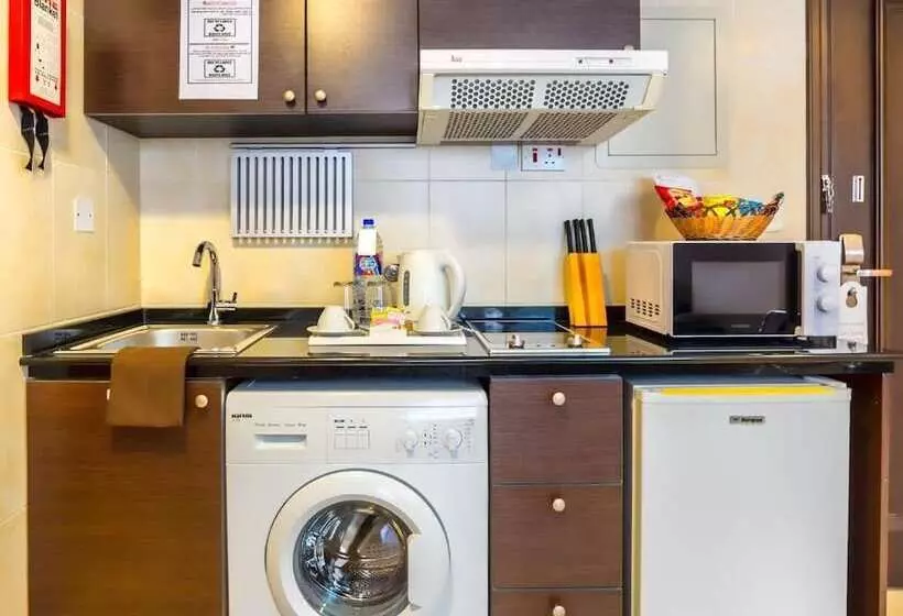 ホテル Executive Suites Abu Dhabi