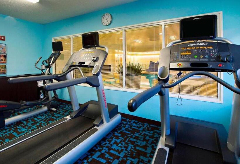 فندق Fairfield Inn Huntsville