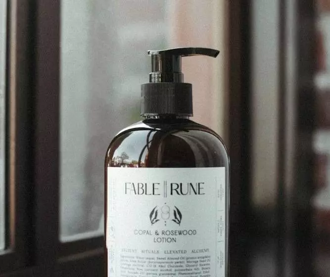 Granada Hotel & Bistro