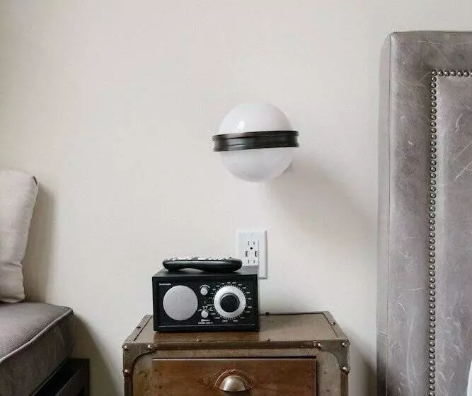 Granada Hotel & Bistro