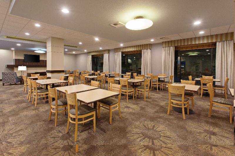 هتل Holiday Inn Express & Suites Tacoma Downtown, An Ihg