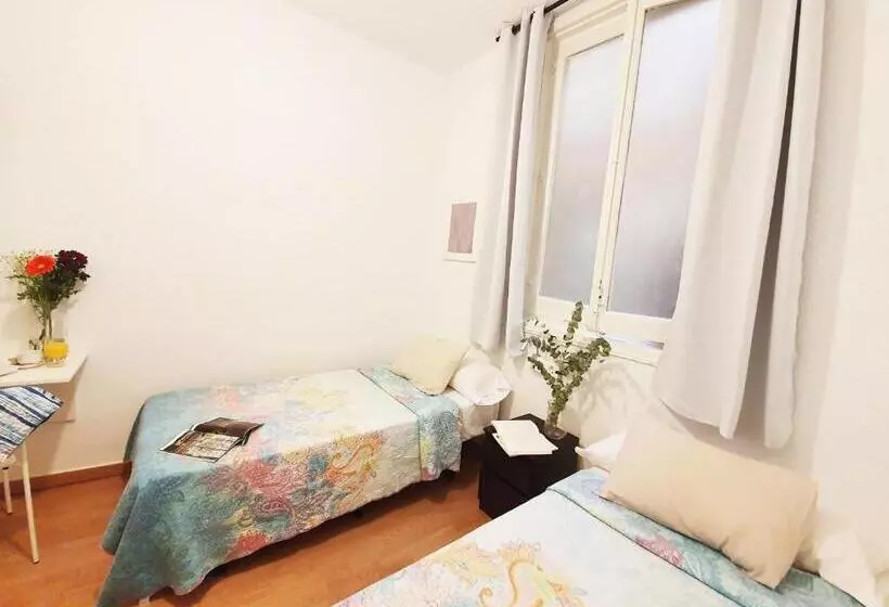 هتل Hostal Alicante