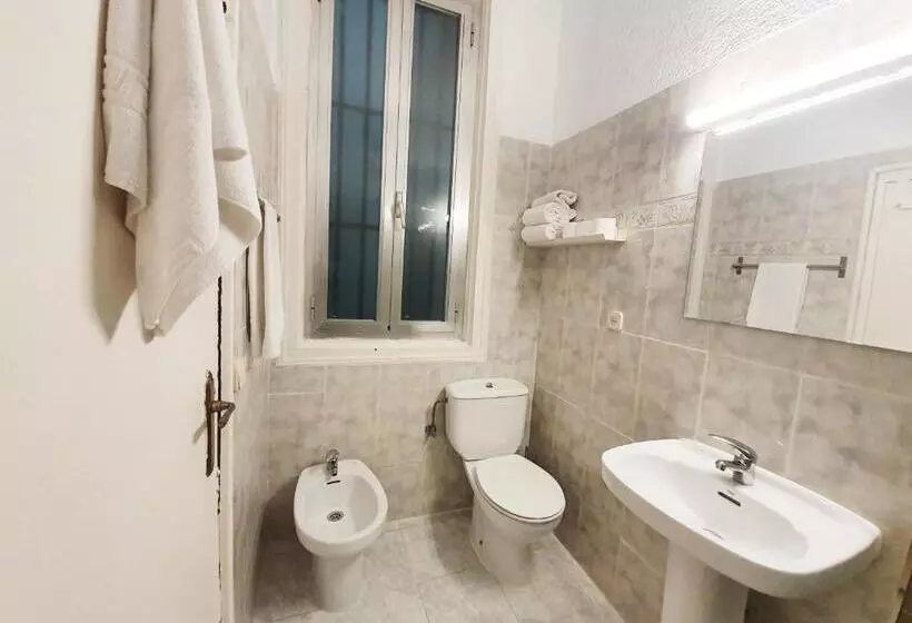 هتل Hostal Alicante