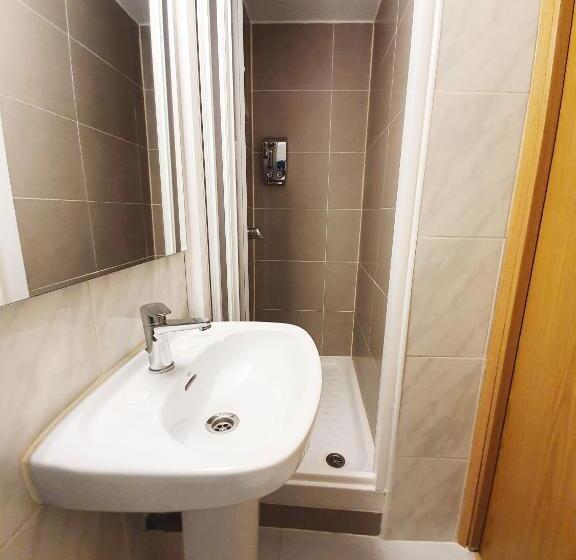 هتل Hostal Alicante