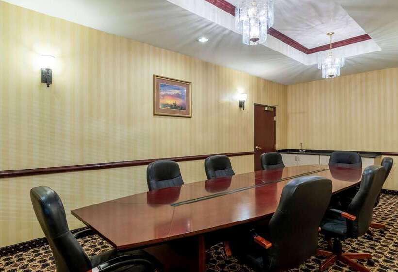 בית מלון כפרי La Quinta By Wyndham Dodge City