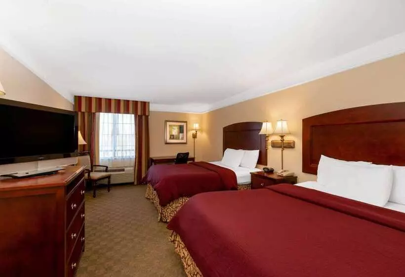 فندق La Quinta By Wyndham Dodge City