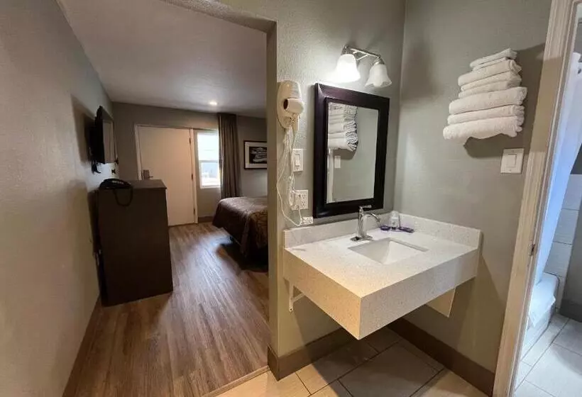 هتل Mountain View Inn