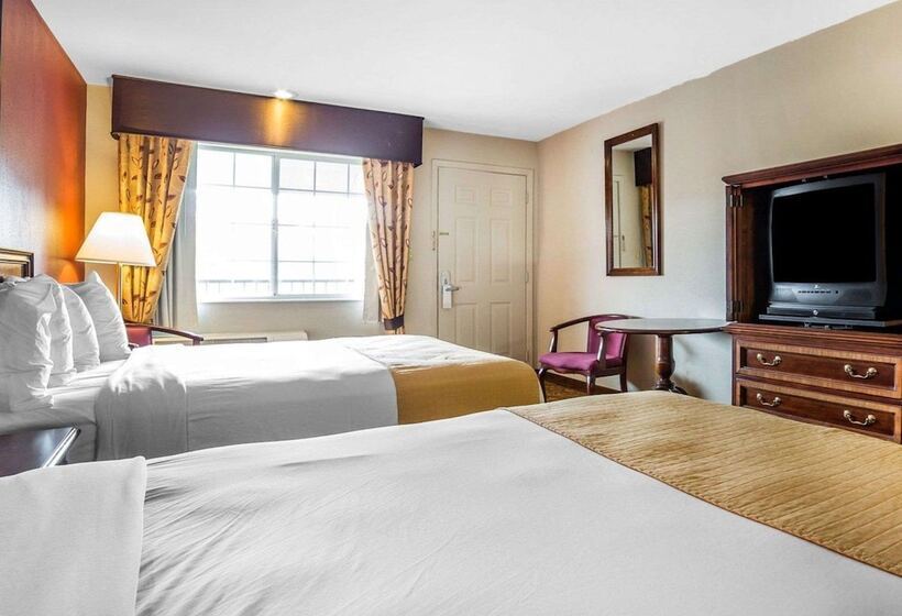 ホテル Quality Inn & Suites Minden