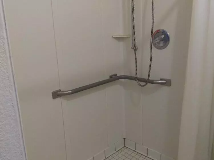 Отель Sioux City Inn